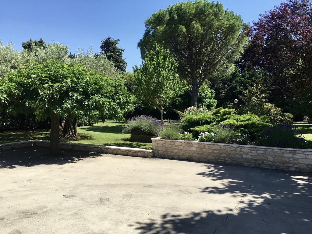 Villa Mas St Jean Noves Luaran gambar